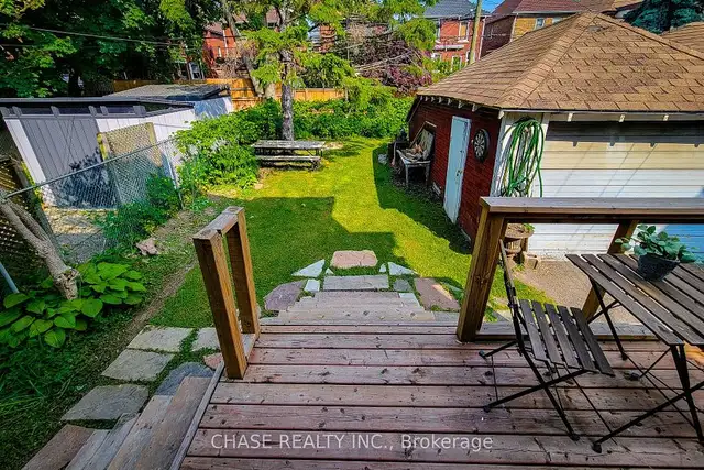 Spacious 2.5-Story Home! in Houses for Sale in Hamilton - Image 8