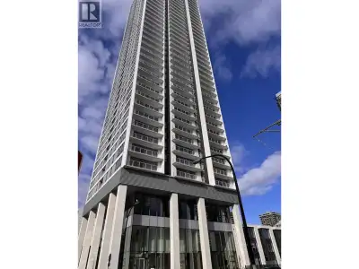 PROPERTY FEATURES: - Brand-new building, 3 minutes´ walk to Patterson station, 10 minutes´ walk to M...