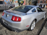 GT 5.0L V8. AUTOMATIC. FINISHED IN SILVER WITH BLACK LEATHER INTERIOR. ALLY WHEELS, A/C, SHAKER PREM... (image 3)