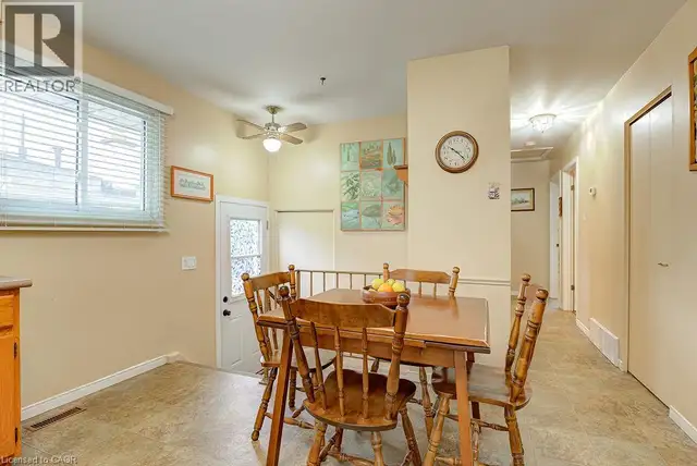 210 SHELLEY Drive Kitchener, Ontario in Houses for Sale in Kitchener / Waterloo - Image 8