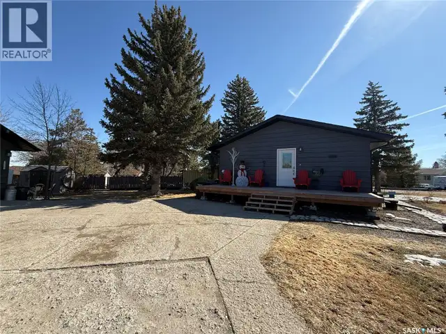 201 4th AVENUE SE Eston, Saskatchewan in Houses for Sale in Swift Current - Image 5