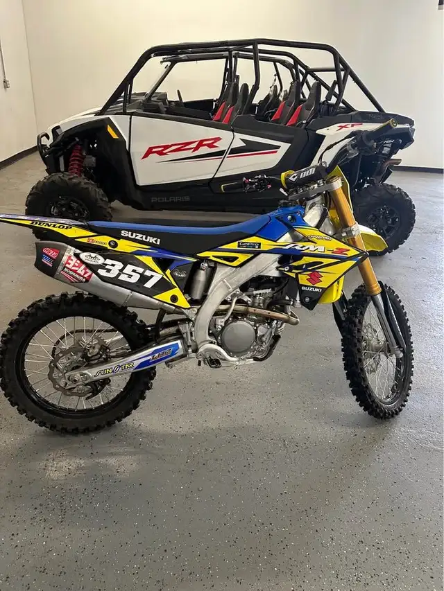 2023 SUZUKI RM-Z250-YELLOW! in Dirt Bikes & Motocross in Edmonton - Image 6