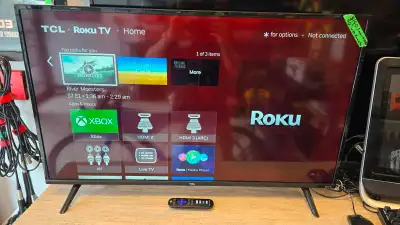 TCL 1080p Smart LED Television 40" With Remote We are selling this 40" TCL Roku t.v in great shape i...