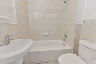 250 St. George - Studio Apartment for Rent