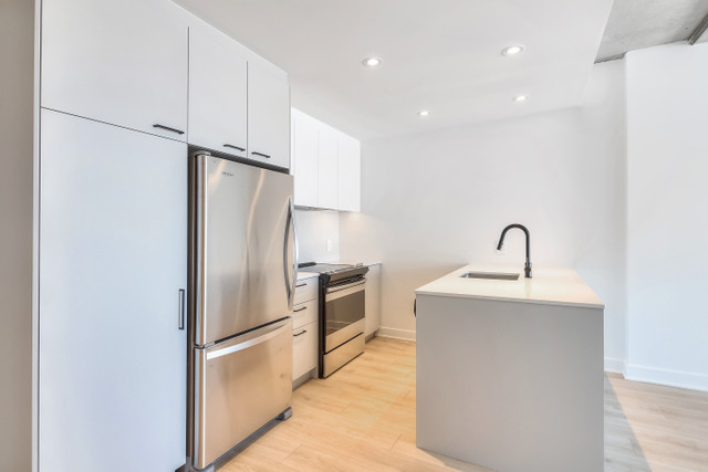 STUDIO Condo appartement à louer/ for rent- Outremont in Long Term Rentals in City of Montréal