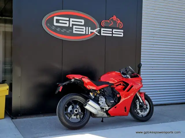 2023 Ducati Supersport 950 Ducati Red in Sport Bikes in Oshawa / Durham Region - Image 4