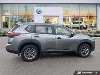 This Nissan Rogue delivers a Intercooled Turbo Regular Unleaded I-3 1.5 L/91 engine powering this Va... (image 5)