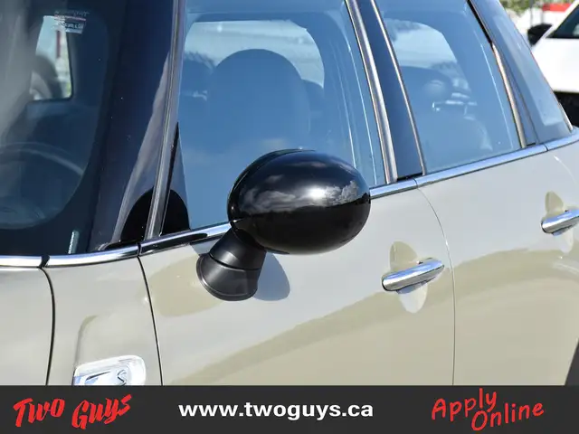 2019 MINI 5 Door S Emerald Grey Edition | Auto | New Tires | Pan in Cars & Trucks in St. Catharines - Image 5