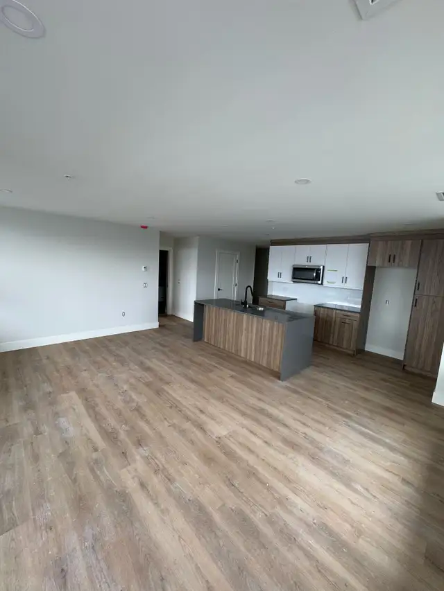 Modern 2 Bedroom Corner in the Heart of Halifax in Long Term Rentals in City of Halifax - Image 5