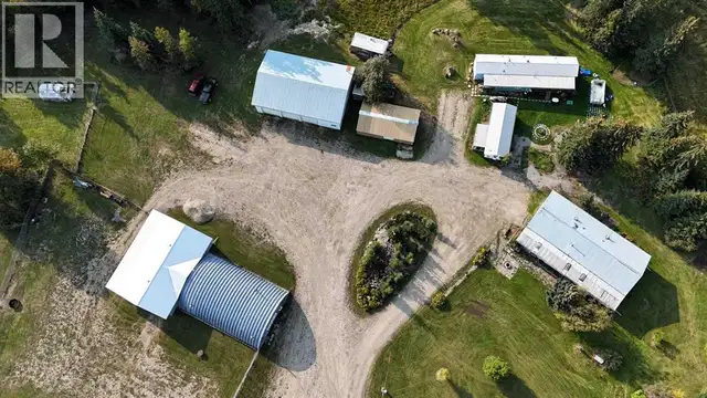 53412 Highway 748 East Rural Yellowhead County, Alberta in Houses for Sale in St. Albert - Image 3