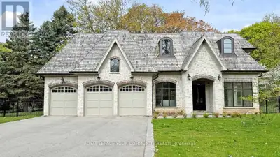 1257 LAKESHORE ROAD W Oakville (SW Southwest), Ontario