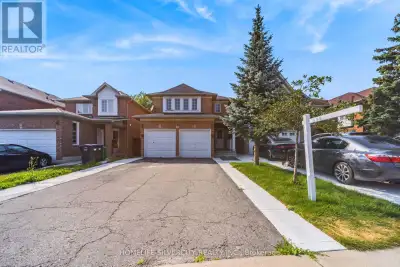 Top 5 Reasons Why Your Client Will Like This Home; 1) Beautiful Double Car Garage Detached Home In T...