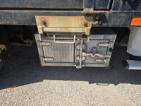 Perfect Auto 11 FT DUMP TRUCK - CLEAN CARFAX - TOOL BOX - 6.7 L DIESEL - 4X4 - TOW PKG - PRICE IS IN... (image 9)