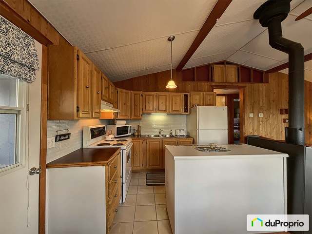 $440,000 - Cottage for sale in Magog dans Maisons à vendre  à Sherbrooke - Image 3