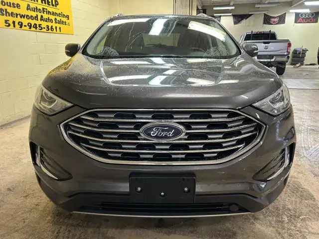 2020 Ford Edge Titanium408909490369996806