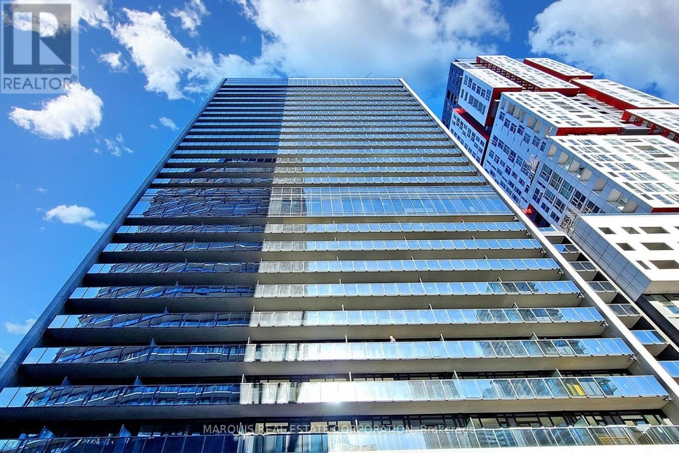 505 SECOND BR ONLY - 330 RICHMOND STREET W Toronto (Waterfront C 3