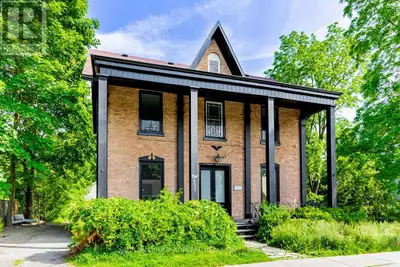 3 - 457 D'ARCY STREET Newmarket (Central Newmarket), Ontario