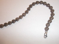 SILVER STRING OF HEART BRACELET RARE Belleville Belleville Area Preview