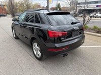 All vehicles come with a full vehicle History Report, ask to see it! 2018 Audi Q3 comfort features i... (image 5)