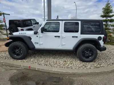 Engine: 4 Cylinder Engine 2.0L L/100Km City: 11.6 L/100Km Hwy: 11.9 Safety Equipment ABS And Driveli...