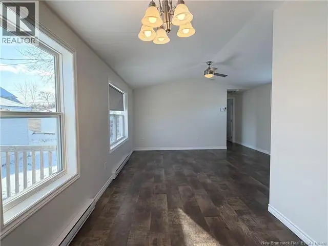 525 Kent Avenue Bathurst, New Brunswick in Houses for Sale in Bathurst - Image 8
