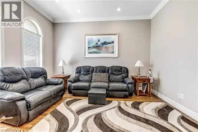 139 MANNHEIM Crescent Mannheim, Ontario in Houses for Sale in Kitchener / Waterloo - Image 13