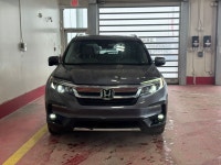 Our 2019 Honda Pilot EX-L Navi in Modern Steel Metallic is a Fresh trade! Call to find out more info... (image 5)