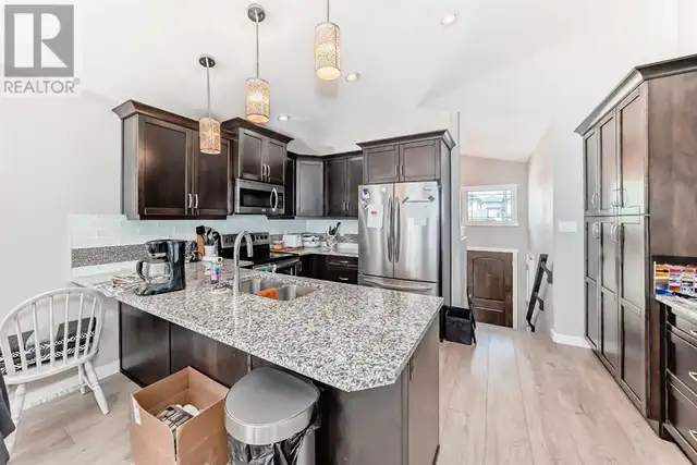 612 AQUITANIA Boulevard W Lethbridge, Alberta62854409943937123