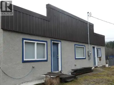 For more information, please click Brochure button. Rural property in Appledale. Located across from...