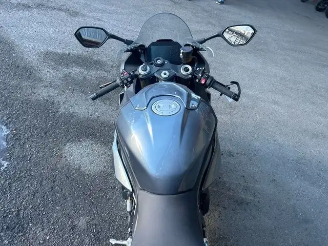 2025 BMW S 1000 RR Sport in Street, Cruisers & Choppers in Calgary - Image 12