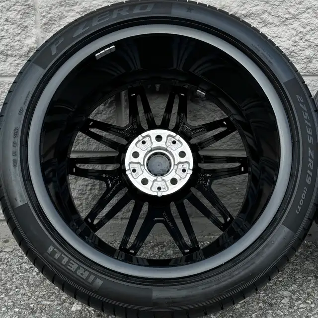 (95%) 4x BMW M2 | M3 | M4 OEM 19" / 20" Summer Wheels Package in Tires & Rims in City of Toronto - Image 7