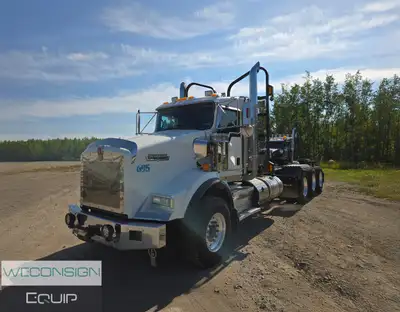 KENWORTH T800 TRI DRIVE LOGGING TRUCK (Unit #02396) Located in Vanderhoof, BC, 610,000 KM*, 11,733 H...
