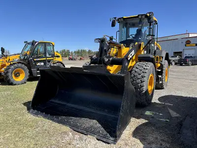 2026 JCB 427-ZX AGRI WHEEL LOADER STOCK #A115254 179 ENGINE HP 30600 POUND OPERATING CAPACITY ZF SIX...