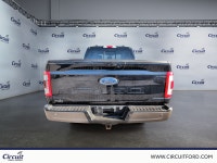Alliant le légendaire moteur V8Ta 5,0L de 400 chevaux à un habitacle luxueux en cuir, le Ford F-150... (image 3)