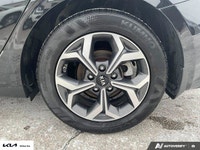 REARVIEW CAMERA ALLOY WHEELS HEATED STEERING WHEEL HEATED SEATS APPLE CAR PLAY ANDROID AUTO Fully se... (image 5)