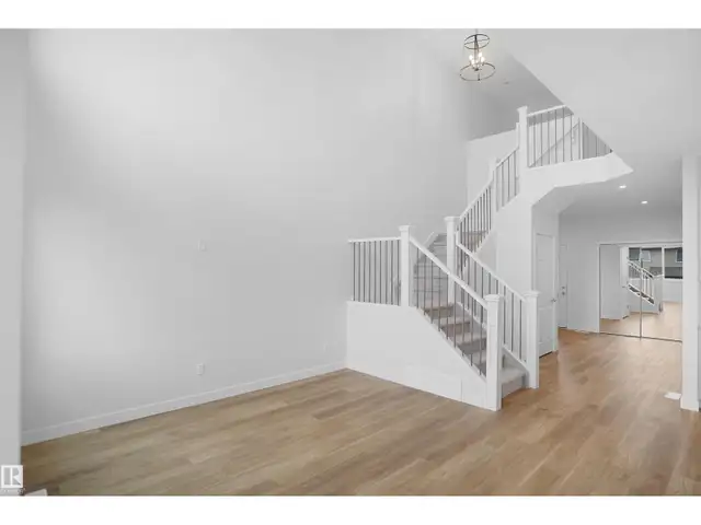 133 SUNLAND WY Sherwood Park, Alberta in Houses for Sale in Strathcona County - Image 9