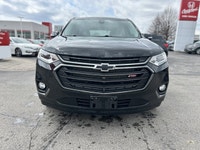 The 2020 Chevrolet Traverse RS stands as an exceptional sport utility vehicle, meticulously designed... (image 1)