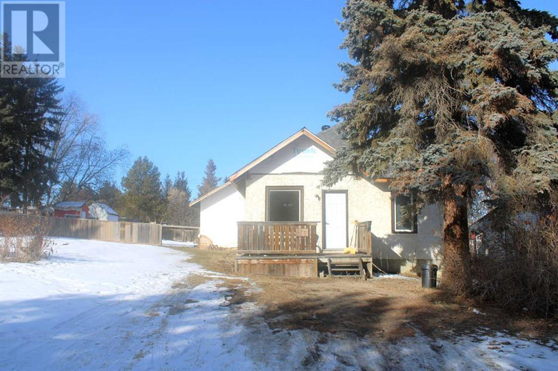 16 Sullivan Street Rural County, Alberta Houses for Sale