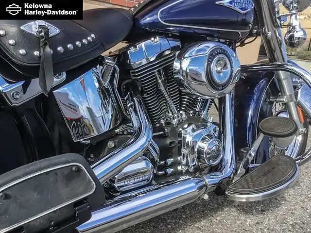 2013 Harley-Davidson FLSTC - Heritage Softail Classic in Street, Cruisers & Choppers in Kelowna - Image 19