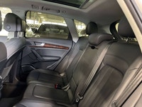 FEATURING : QUATTRO AWD, PANORAMIC ROOF, DIGITAL GAUGE CLUSTER NAVIGATION DISPLAY, WOOD GRAIN TRIMS,... (image 8)
