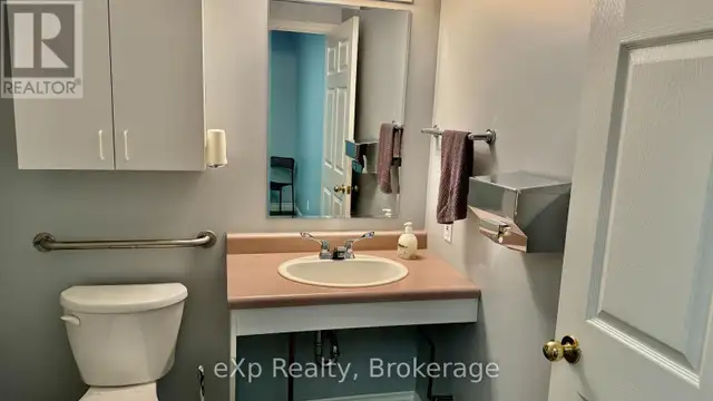 414 10TH STREET Hanover, Ontario in Commercial & Office Space for Rent in Owen Sound - Image 10