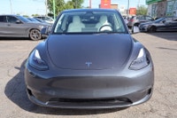 ACCIDENT FREE Dual Motor AWD Elevate Your Drive With This 2022 Tesla Model Y Performance AWD. This E... (image 1)