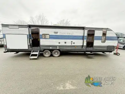 Forest River Cherokee Grey Wolf travel trailer 29TE highlights: Dual Entry U-Shaped Dinette Outdoor...