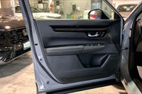 The 2023 Honda CR-V EX-L AWD combines premium comfort, advanced technology, and confident all-weathe... (image 5)