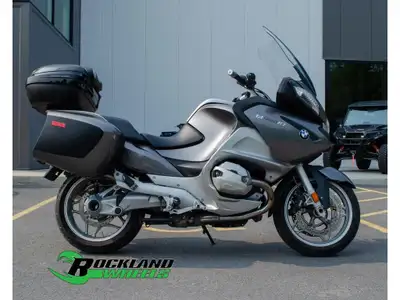 2013 BMW R1200 RT Découvrez le parfait équilibre entre performance, confort et ingénierie allemande...