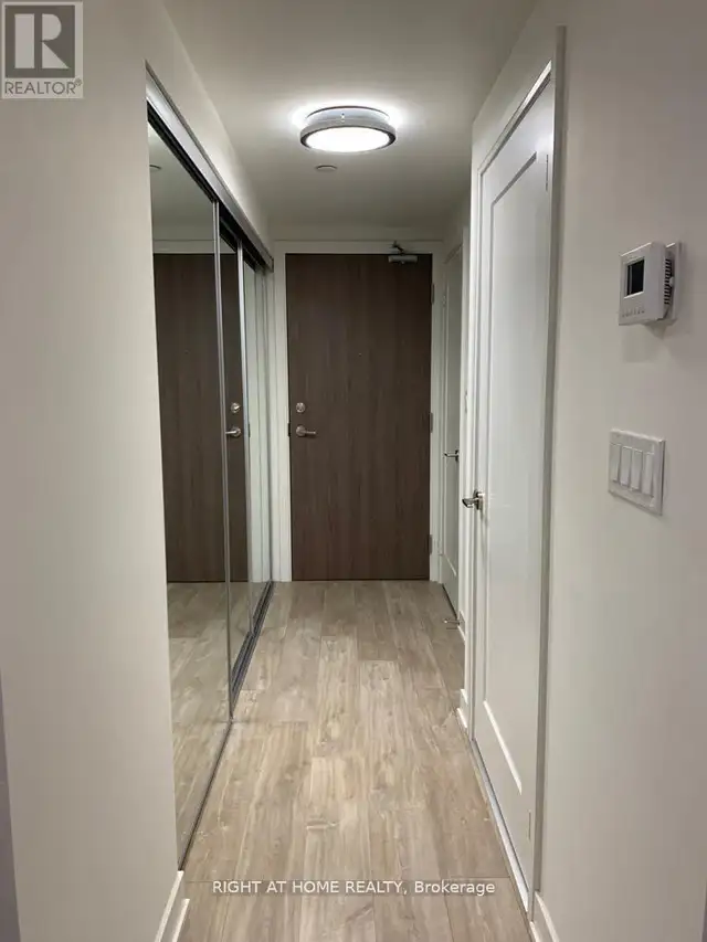 1416W - 27 BATHURST STREET Toronto (Waterfront Communities), Ont in Long Term Rentals in City of Toronto - Image 5