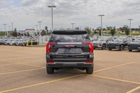 Welcome to Sherwood Buick GMC! This GMC Yukon XL boasts a Gas V8 5.3L/ engine powering this Automati... (image 6)