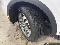 Discover confident driving in this 2023 Buick Envision Essence. Equipped with advanced Lane Keeping... (image 9)