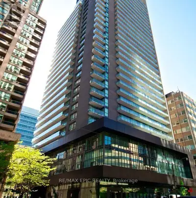 Welcome Students and Newcomers! Bright and spacious 2-bedroom unit in a prime location at Bay & Coll...