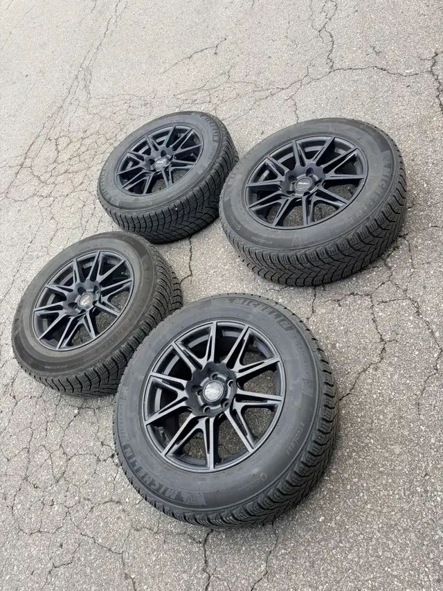 225/65/17 michelin winters 5x114.3 toyota venza rav4 Lexus NX in Tires & Rims in Mississauga / Peel Region - Image 4